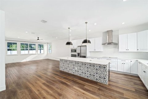 Casa en venta en Orlando, Florida, 3 dormitorios, 217.02 m2 № 1784606 - foto 9