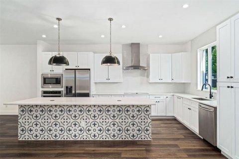 Casa en venta en Orlando, Florida, 3 dormitorios, 217.02 m2 № 1784606 - foto 6