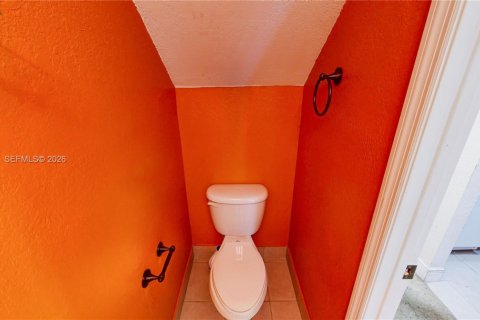 Condominio en venta en Opa-locka, Florida, 3 dormitorios № 2066863 - foto 23