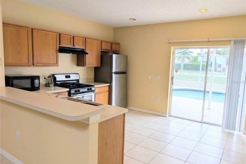 Casa en alquiler en Davenport, Florida, 4 dormitorios, 152.45 m2 № 1912159 - foto 5