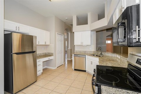 Villa ou maison à vendre à Tampa, Floride: 4 chambres, 178.65 m2 № 2329976 - photo 8