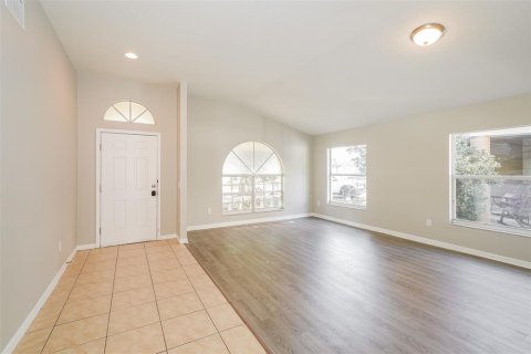 Villa ou maison à vendre à Tampa, Floride: 4 chambres, 178.65 m2 № 2329976 - photo 4
