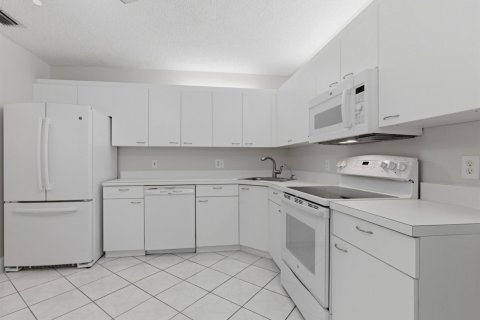 Copropriété à vendre à Boynton Beach, Floride: 3 chambres, 127.65 m2 № 2146836 - photo 28