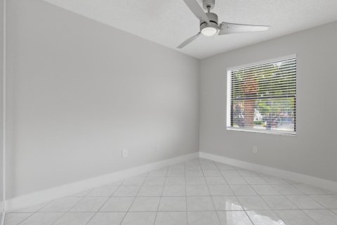 Copropriété à vendre à Boynton Beach, Floride: 3 chambres, 127.65 m2 № 2146836 - photo 21