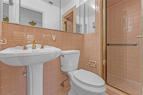 Commercial property in Dania Beach, Florida № 1756778 - photo 14