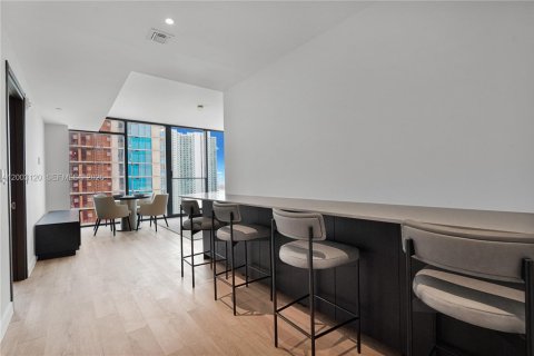 Condo in Miami, Florida, 2 bedrooms № 2170401 - photo 8