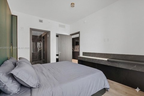 Condo in Miami, Florida, 2 bedrooms № 2170401 - photo 12