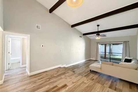 House in Orlando, Florida 2 bedrooms, 92.34 sq.m. № 2399315 - photo 16
