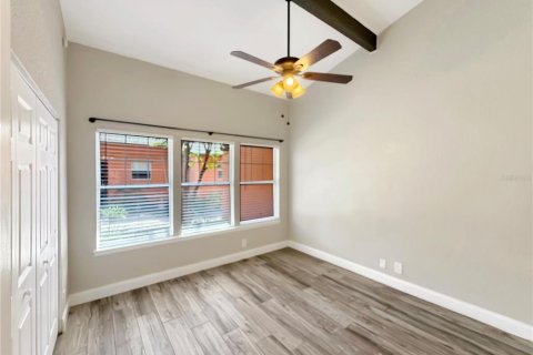 House in Orlando, Florida 2 bedrooms, 92.34 sq.m. № 2399315 - photo 24