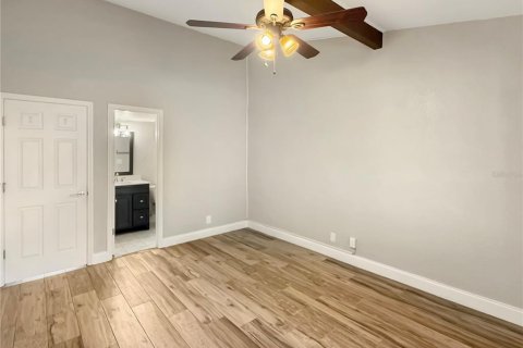 House in Orlando, Florida 2 bedrooms, 92.34 sq.m. № 2399315 - photo 25