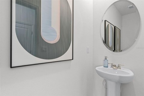 Townhouse in Orlando, Florida 3 bedrooms, 155.43 sq.m. № 1882986 - photo 20
