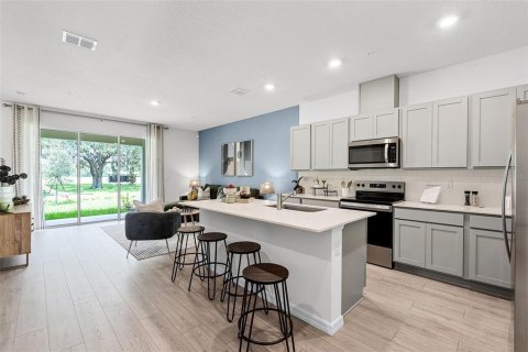 Townhouse in Orlando, Florida 3 bedrooms, 155.43 sq.m. № 1882986 - photo 5