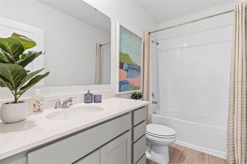 Townhouse in Orlando, Florida 3 bedrooms, 155.43 sq.m. № 1882986 - photo 14