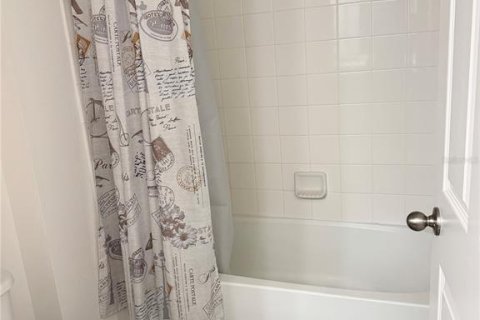Condominio en alquiler en Kissimmee, Florida, 4 dormitorios, 173.54 m2 № 1662829 - foto 9