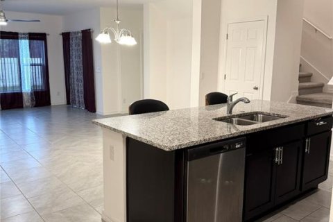 Condominio en alquiler en Kissimmee, Florida, 4 dormitorios, 173.54 m2 № 1662829 - foto 5
