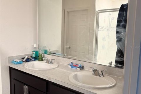 Condominio en alquiler en Kissimmee, Florida, 4 dormitorios, 173.54 m2 № 1662829 - foto 19