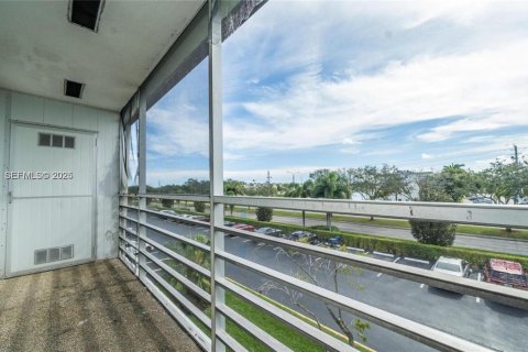 Condominio en venta en Boca Raton, Florida, 1 dormitorio, 66.89 m2 № 2034423 - foto 9