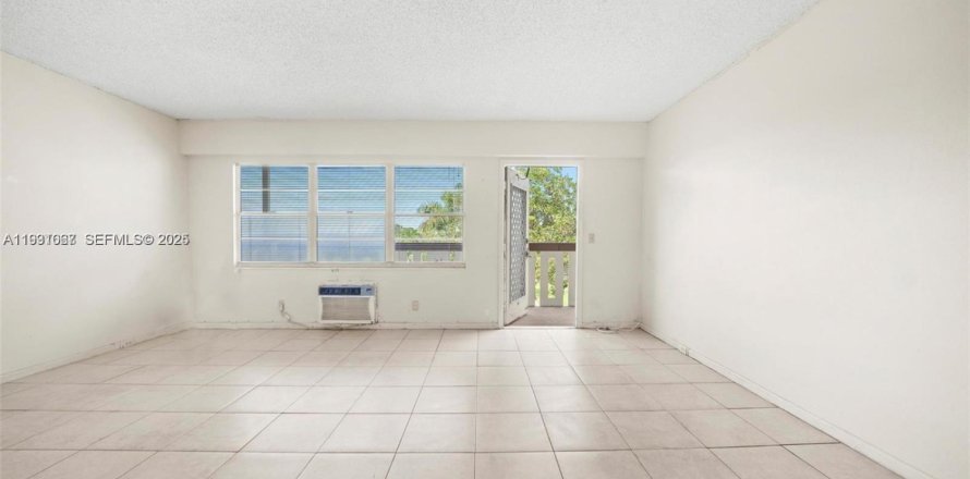 Condominio en Boca Raton, Florida, 1 dormitorio  № 2034423
