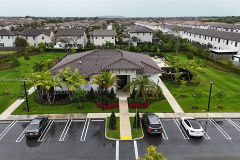Townhouse in Homestead, Florida 3 bedrooms, 123.37 sq.m. № 1705654 - photo 28