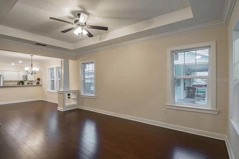 House in Tampa, Florida 3 bedrooms, 156.26 sq.m. № 1737414 - photo 5