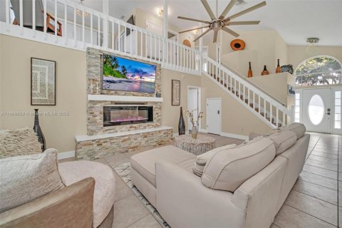 Villa ou maison à vendre à Kissimmee, Floride: 4 chambres, 196.3 m2 № 1896899 - photo 9