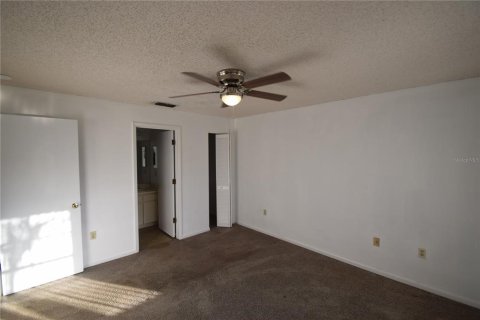 Condo in Mulberry, Florida, 2 bedrooms  № 1865925 - photo 3
