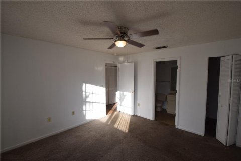 Condo in Mulberry, Florida, 2 bedrooms  № 1865925 - photo 4