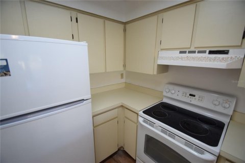 Condo in Mulberry, Florida, 2 bedrooms  № 1865925 - photo 18
