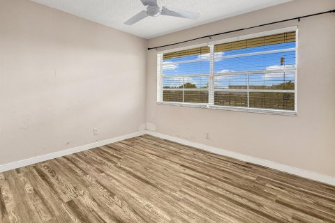 Copropriété à vendre à Lauderdale Lakes, Floride: 2 chambres, 89.19 m2 № 2363035 - photo 8