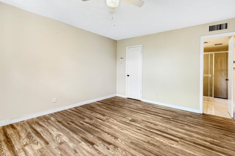 Copropriété à vendre à Lauderdale Lakes, Floride: 2 chambres, 89.19 m2 № 2363035 - photo 18