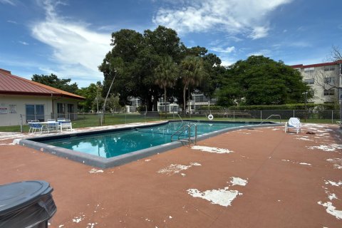 Copropriété à vendre à Lauderdale Lakes, Floride: 2 chambres, 89.19 m2 № 2363035 - photo 26