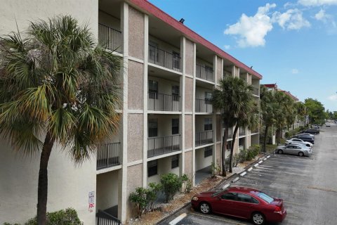 Condo à Lauderdale Lakes, Floride, 2 chambres № 2363035