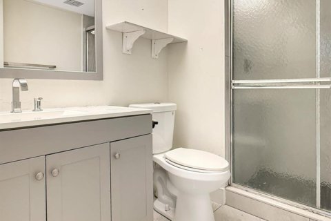 Copropriété à vendre à Lauderdale Lakes, Floride: 2 chambres, 89.19 m2 № 2363035 - photo 19