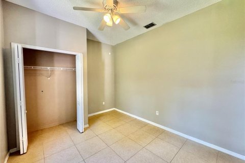 Villa ou maison à louer à Orlando, Floride: 4 chambres, 159.05 m2 № 1847445 - photo 15