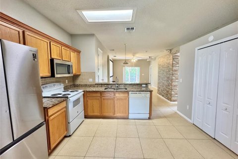 Villa ou maison à louer à Orlando, Floride: 4 chambres, 159.05 m2 № 1847445 - photo 8