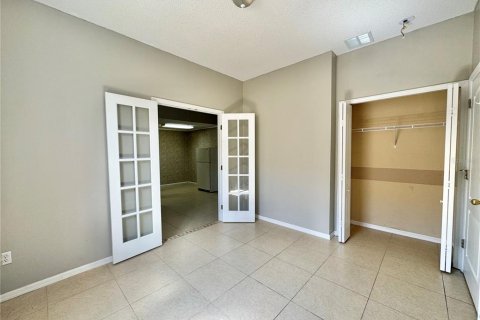 Villa ou maison à louer à Orlando, Floride: 4 chambres, 159.05 m2 № 1847445 - photo 14