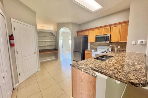 Villa ou maison à louer à Orlando, Floride: 4 chambres, 159.05 m2 № 1847445 - photo 7