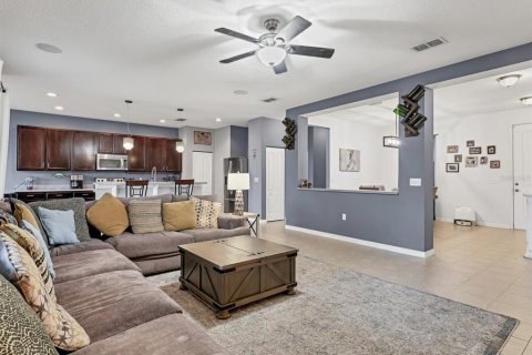 House in Bradenton, Florida 3 bedrooms, 168.34 sq.m. № 2236231 - photo 9