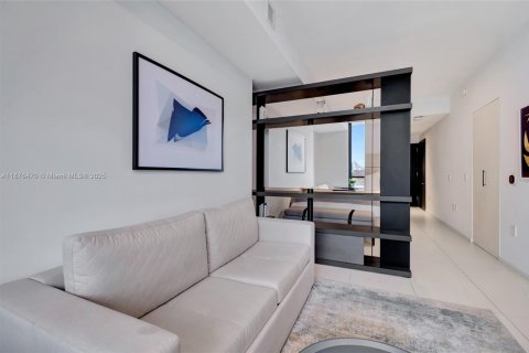 Copropriété à vendre à Miami, Floride: 1 chambre, 41.06 m2 № 1927096 - photo 10
