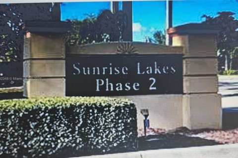 Condo in Sunrise, Florida, 1 bedroom  № 1711757 - photo 14