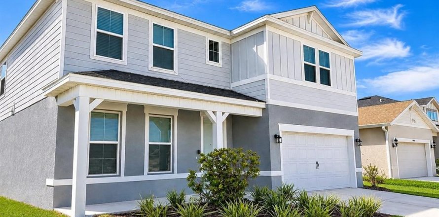 Casa en Davenport, Florida 4 dormitorios, 269.42 m2 № 2350013