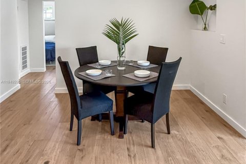 Villa ou maison à vendre à West Palm Beach, Floride: 4 chambres, 165.74 m2 № 2005134 - photo 17