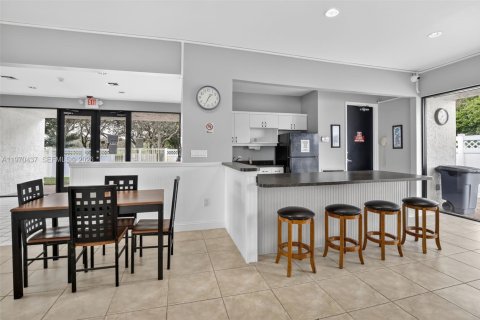 Condominio en venta en Davie, Florida, 2 dormitorios, 99.41 m2 № 2033008 - foto 28