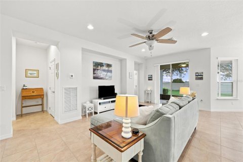 Casa en venta en Groveland, Florida, 2 dormitorios, 137.4 m2 № 2313478 - foto 8