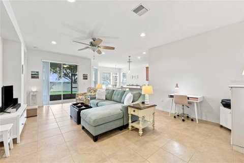 Casa en venta en Groveland, Florida, 2 dormitorios, 137.4 m2 № 2313478 - foto 7