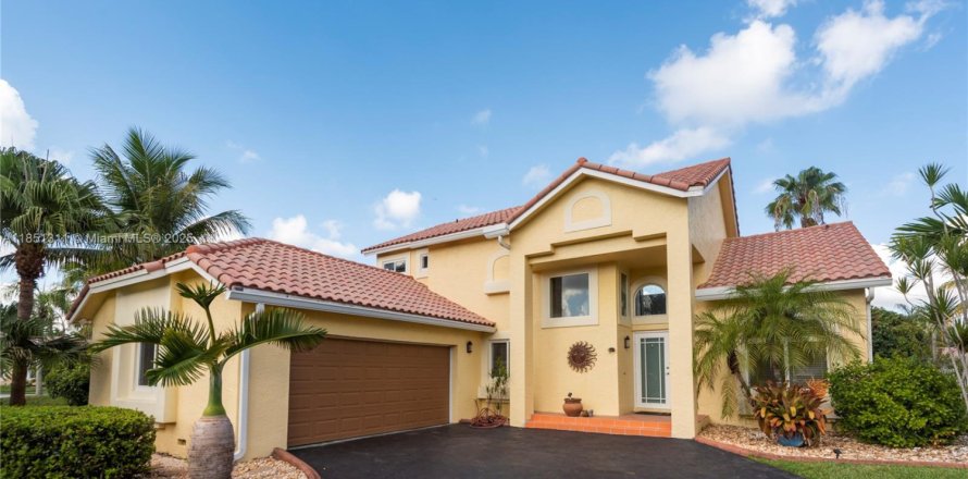 Дом в Уэстон, Флорида 3 спальни, 175.96м2 № 1983262