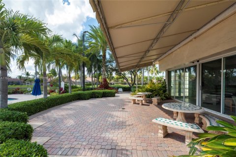 Купить виллу или дом в Уэстон, Флорида 3 спальни, 175.96м2, № 1983262 - фото 29