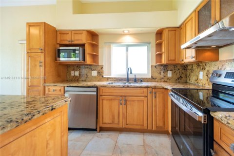 Купить виллу или дом в Уэстон, Флорида 3 спальни, 175.96м2, № 1983262 - фото 5