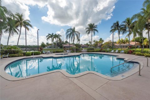 Купить виллу или дом в Уэстон, Флорида 3 спальни, 175.96м2, № 1983262 - фото 30