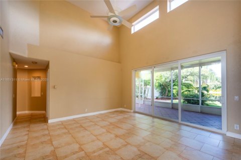 Купить виллу или дом в Уэстон, Флорида 3 спальни, 175.96м2, № 1983262 - фото 21